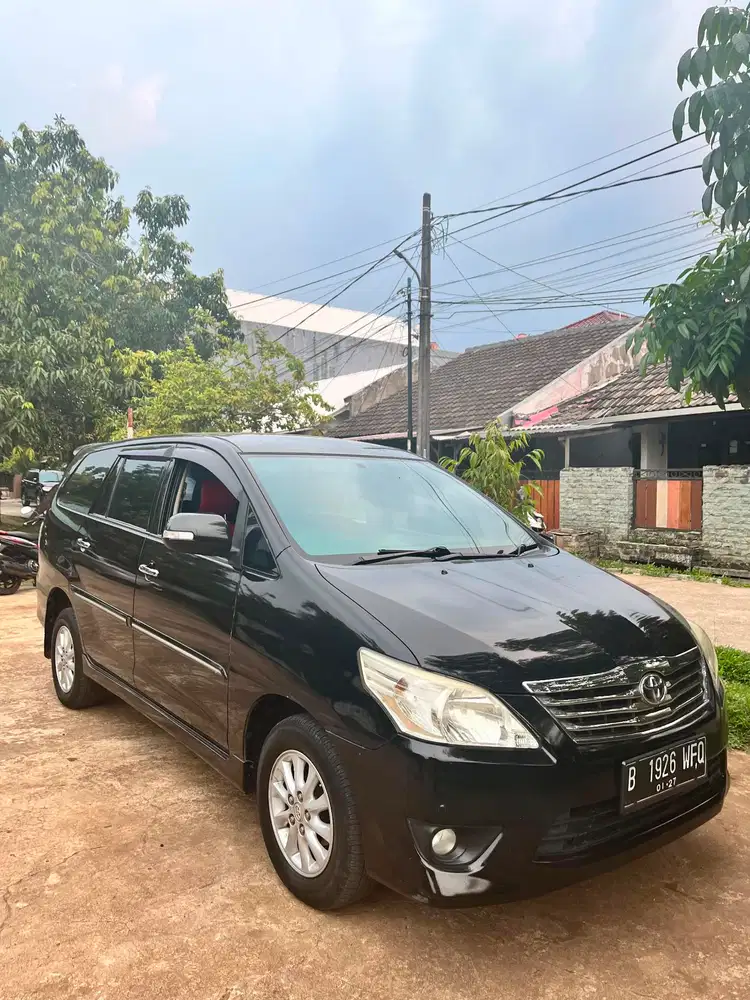 Toyota Kijang Innova 2011 Diesel