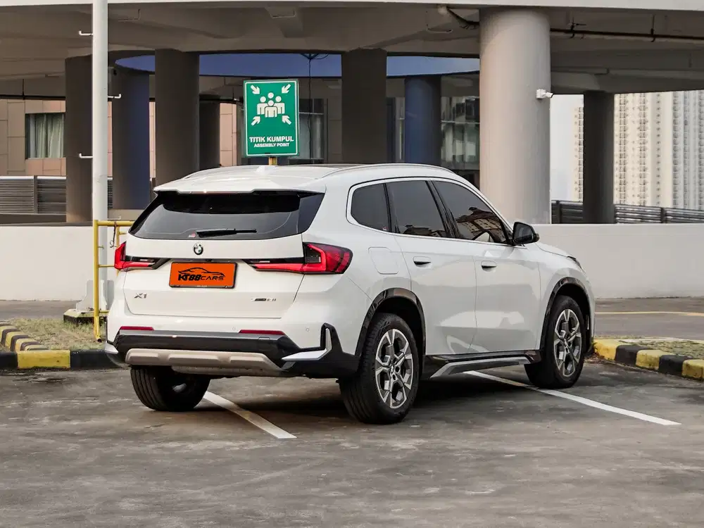 BMW X1 2023 Bensin