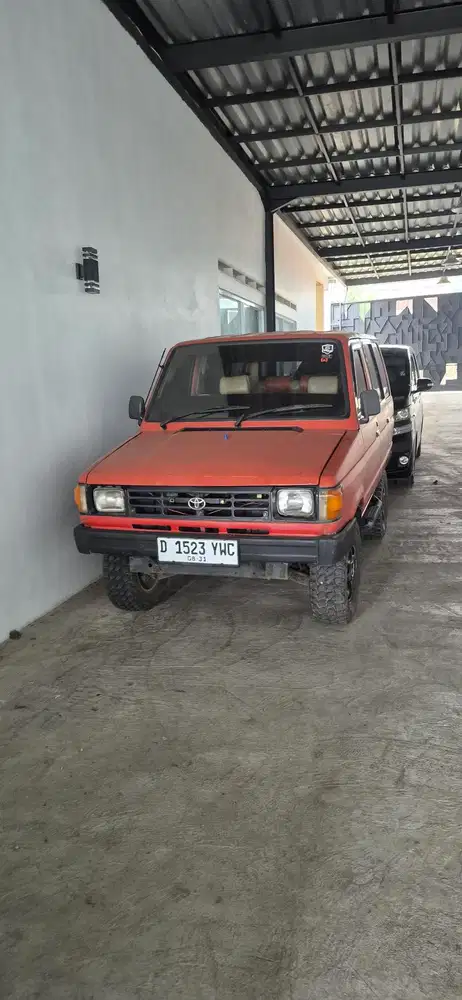Toyota Kijang 1986 Bensin