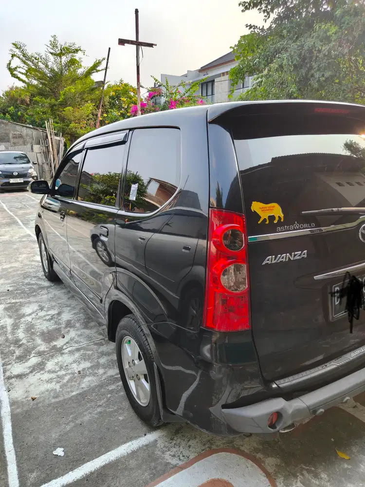 Toyota Avanza 2011 Bensin