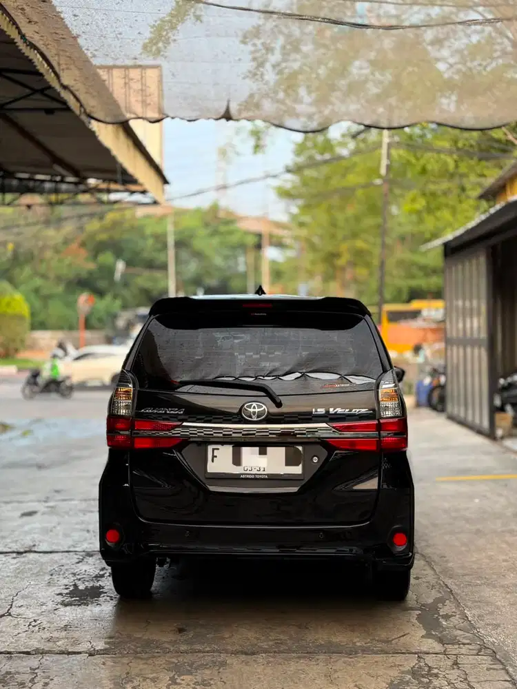 Toyota Avanza Veloz 1.5 AT 2021 Bensin