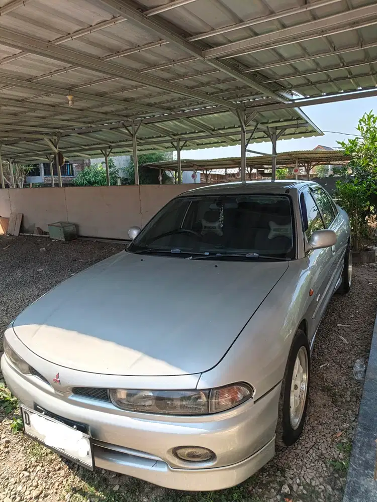 Mitsubishi Galant 1996 Bensin