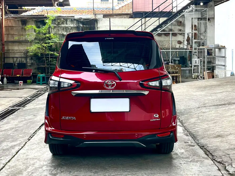 Toyota Sienta 2017 Bensin