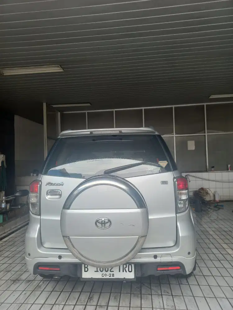 Toyota Rush 2009 Bensin