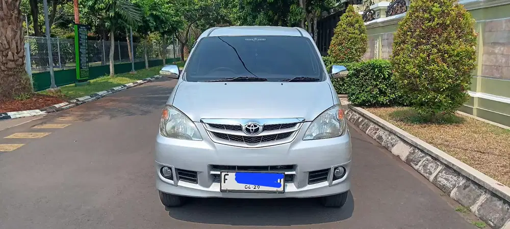 Toyota Avanza 2010 Bensin