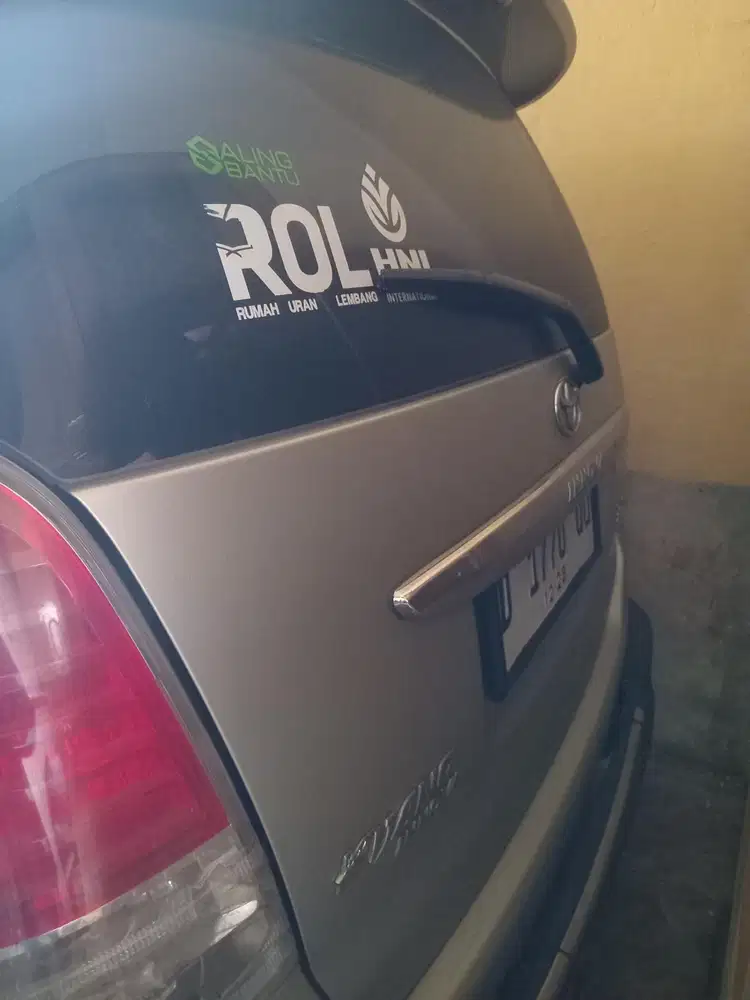 Toyota Kijang Innova 2008 Bensin