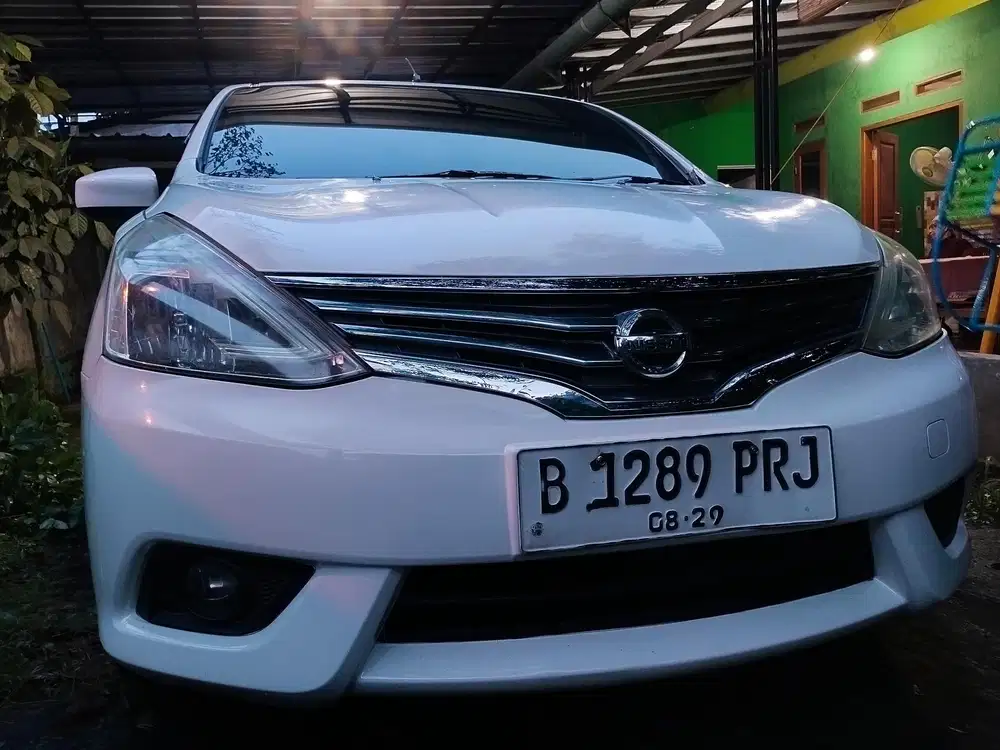 Nissan Grand livina 2014 Bensin