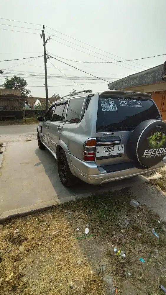 Suzuki Escudo 2003 Bensin