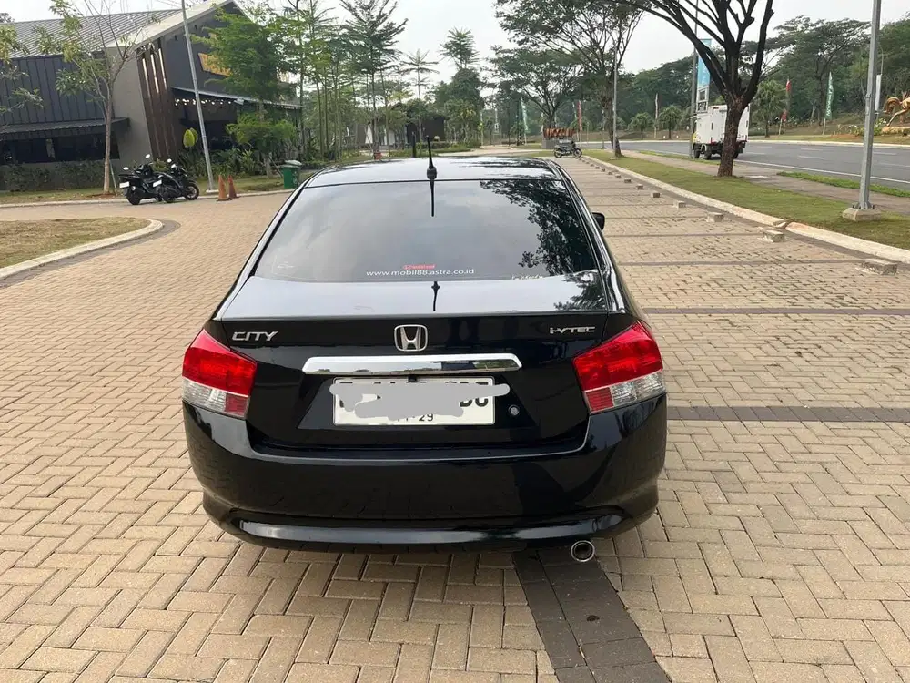 Honda City 2011 Hitam Metalik