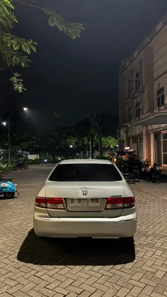 Honda Accord 2004 Bensin