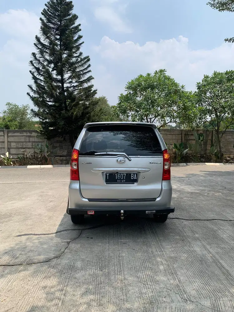Daihatsu Xenia 2010 Bensin