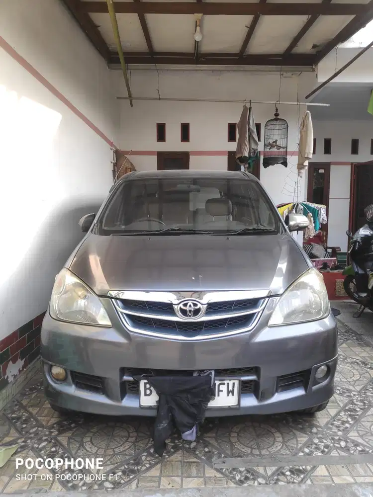 Toyota Avanza 2010 Bensin