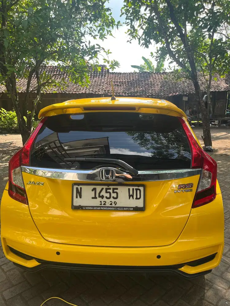 Honda Jazz kuning istimewa 2019 Bensin