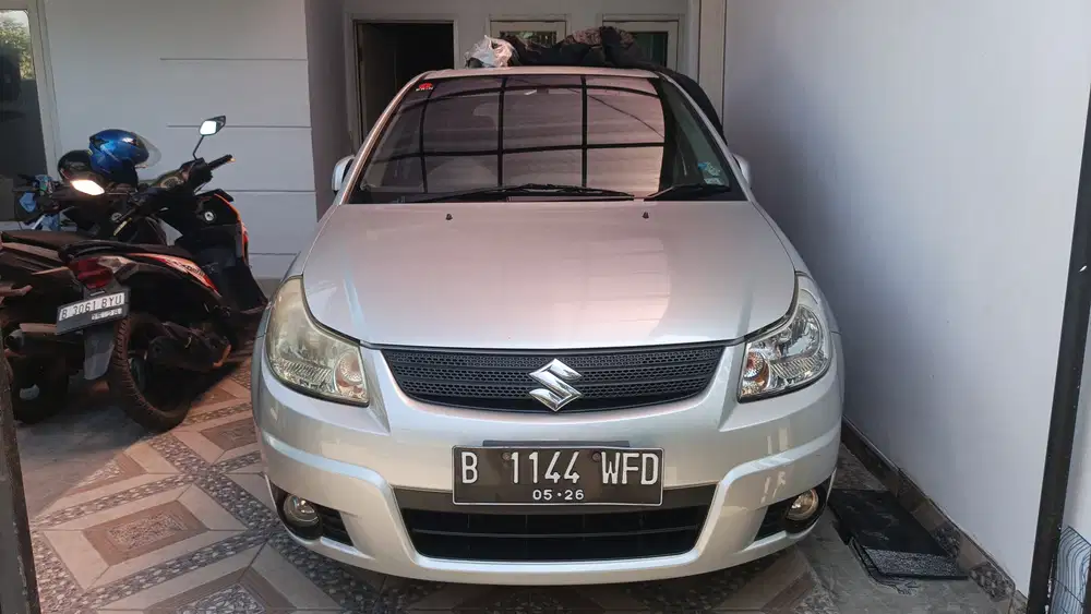 Suzuki SX4 2010 Bensin