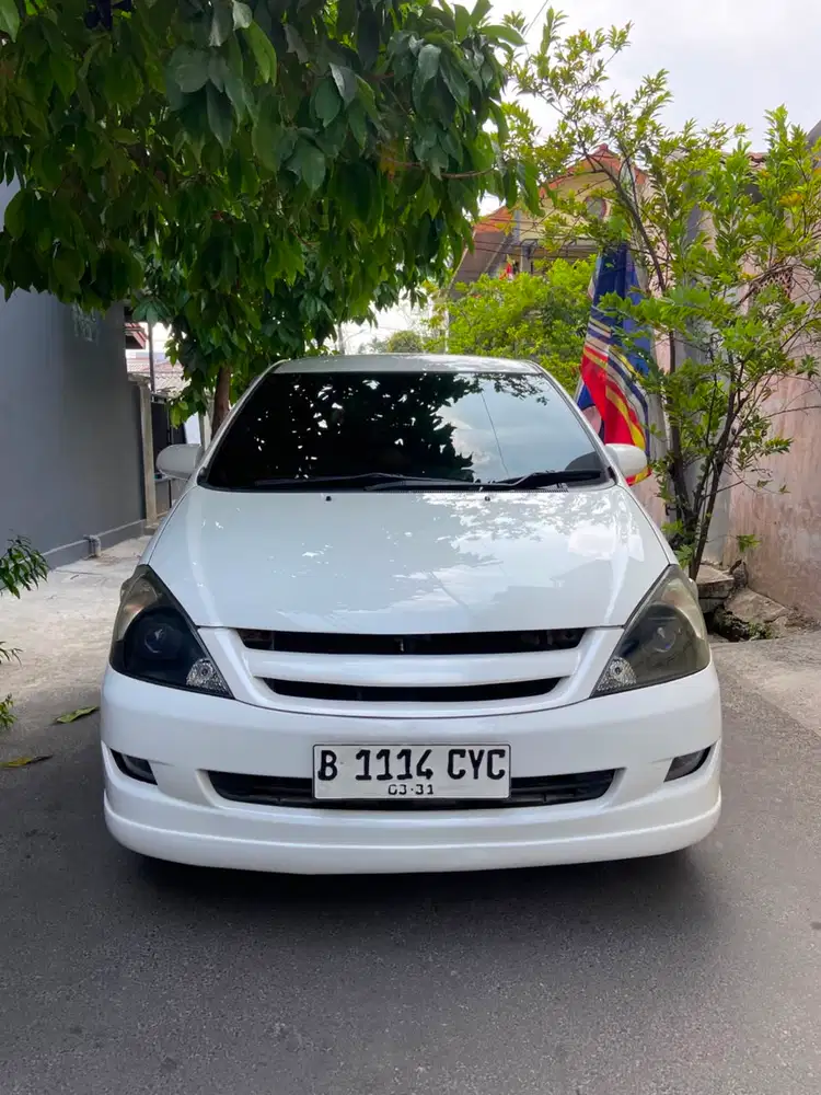 Toyota Kijang Innova 2006 Bensin