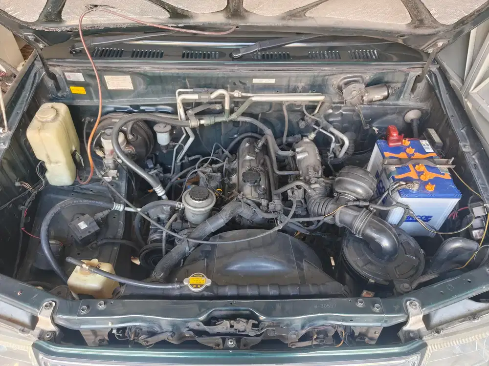 Toyota Kijang Krista 1.8 Manual Bensin Istimewa