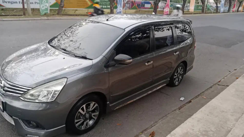 Nissan Grand livina 2019 Bensin