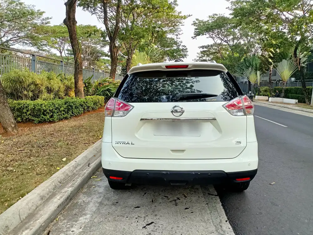 PROMO MURAH N.XTRAIL 2.5 AT 2014 SIAP PAKAI