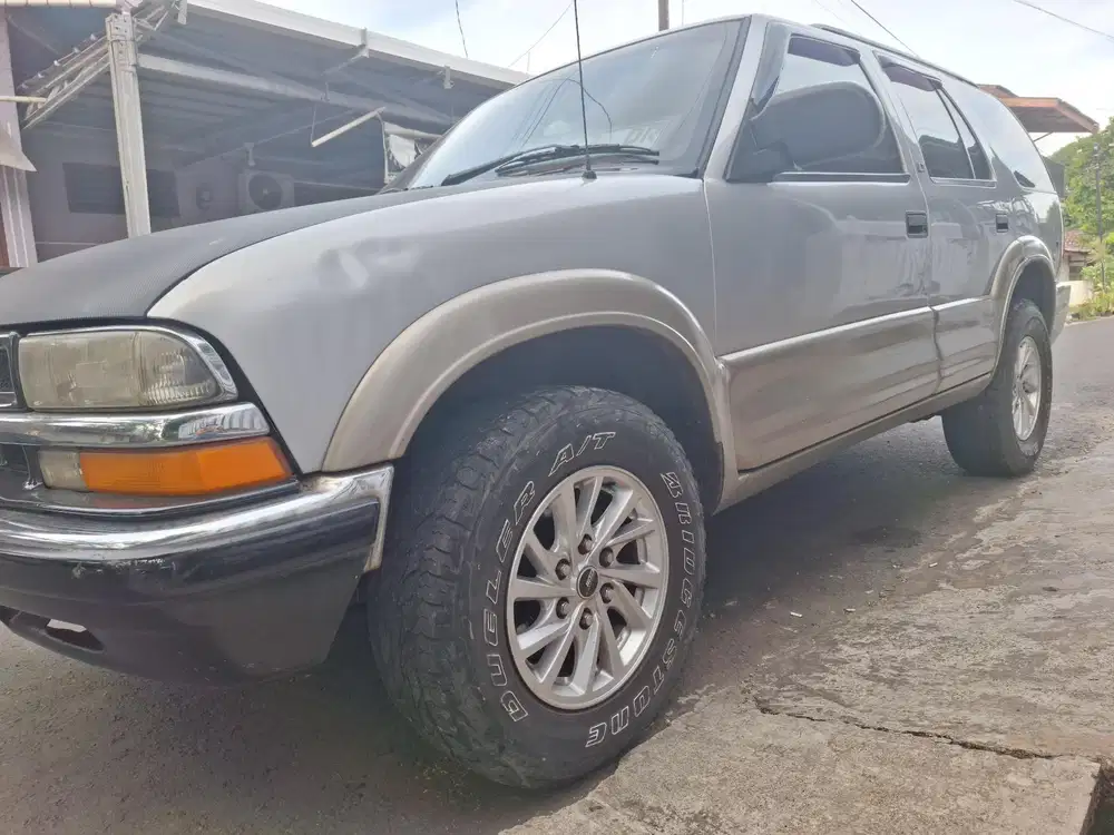 Chevrolet Blazer 2002 Bensin