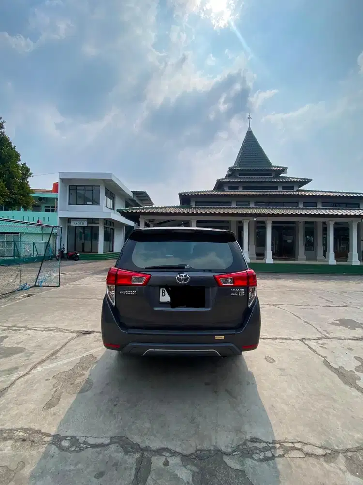 Toyota Kijang Innova 2017 Bensin