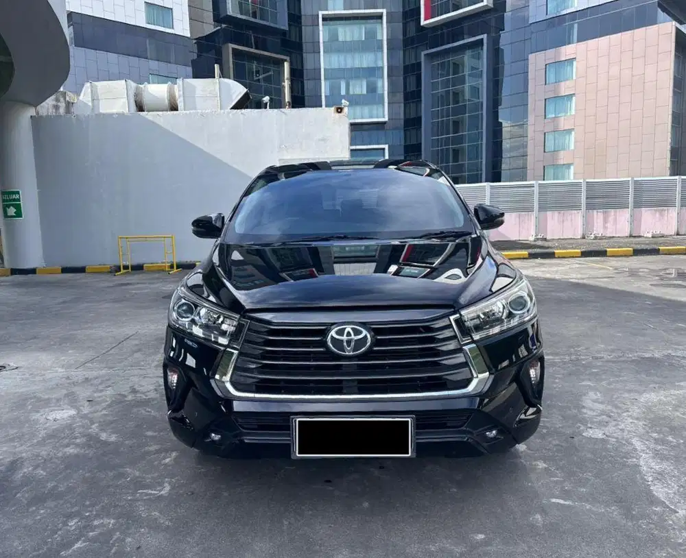 Toyota Innova Reborn V 2.4 AT 2021 Diesel Automatic