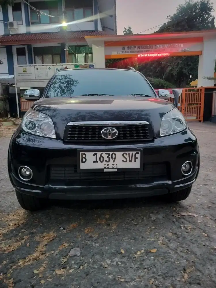 Toyota Rush S manual 2013 jarang pake