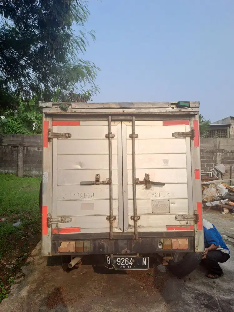 Isuzu Panther box 1997 Diesel