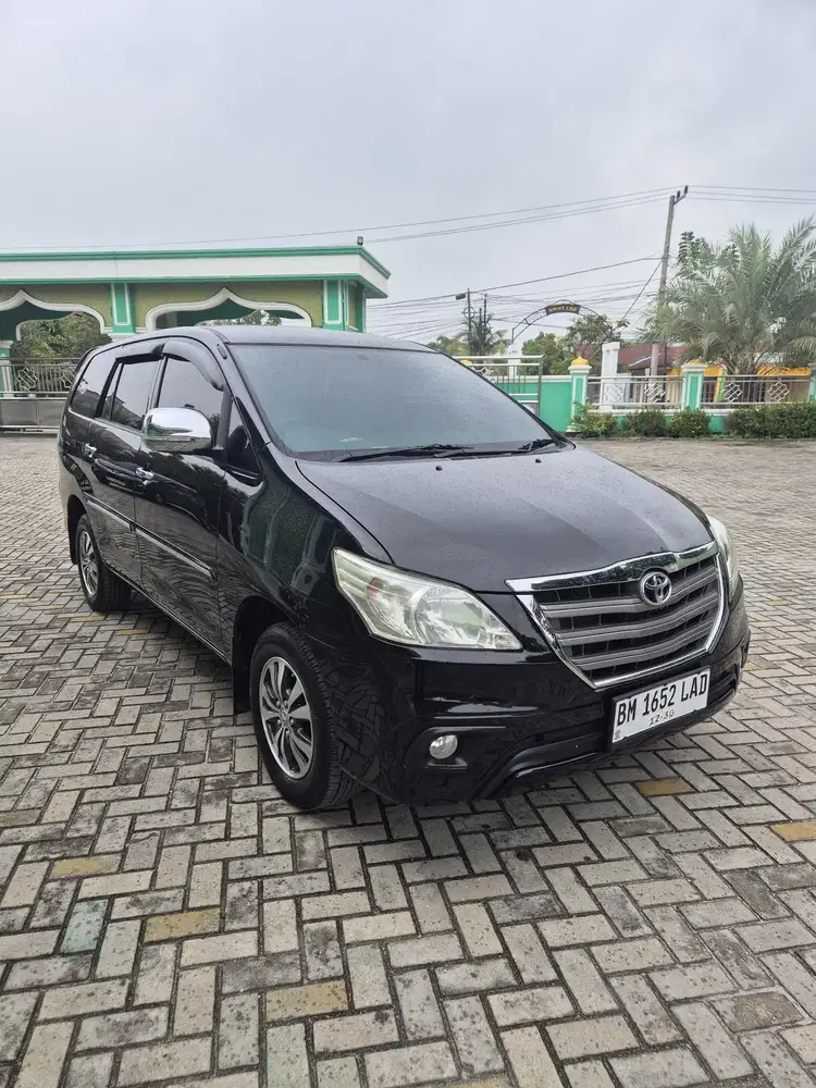 Toyota Kijang Innova 2015 Bensin