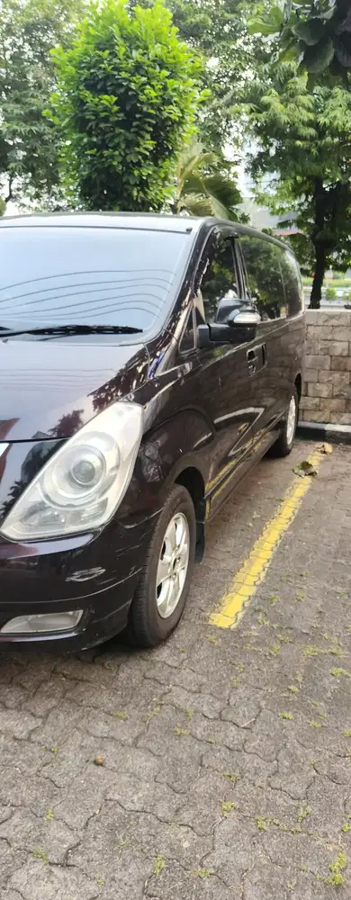 Hyundai H-1 2010 Bensin
