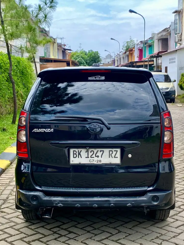 Toyota Avanza 2011 Bensin