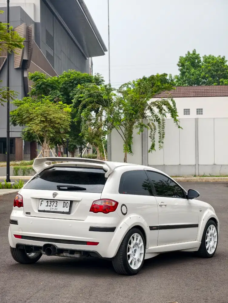 Proton Neo 2010 Bensin