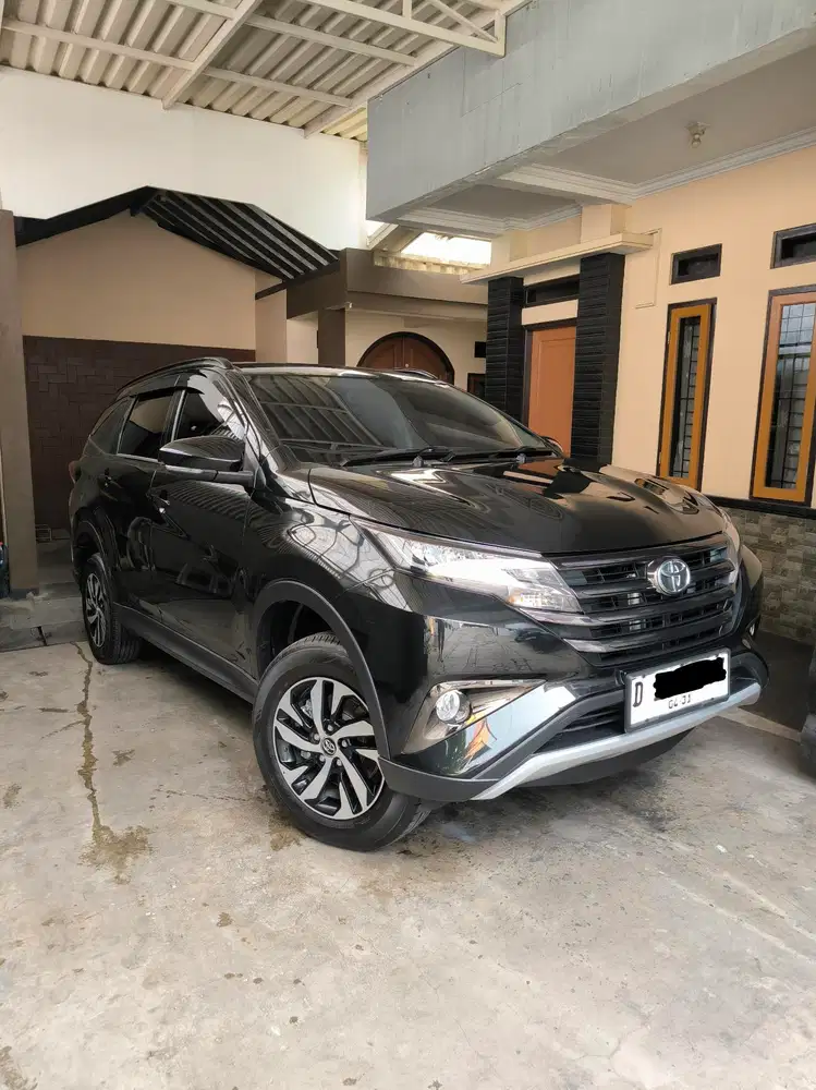 Toyota Rush G AT Istimewa