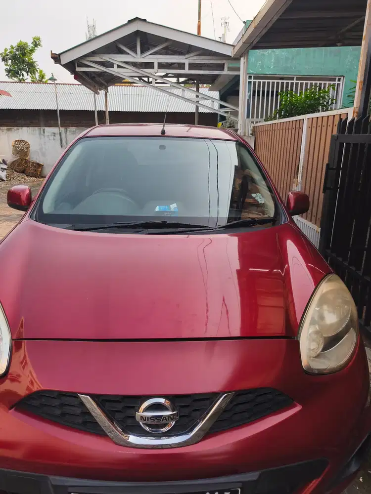 Nissan March 2015 Bensin