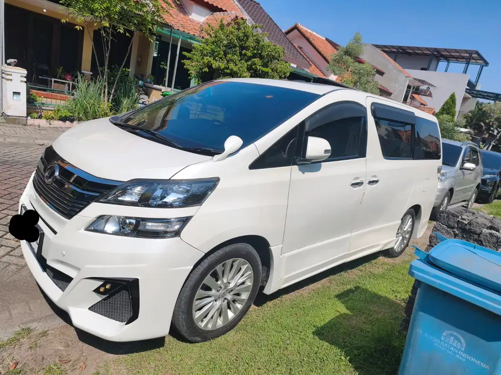Toyota Vellfire 2013 Bensin