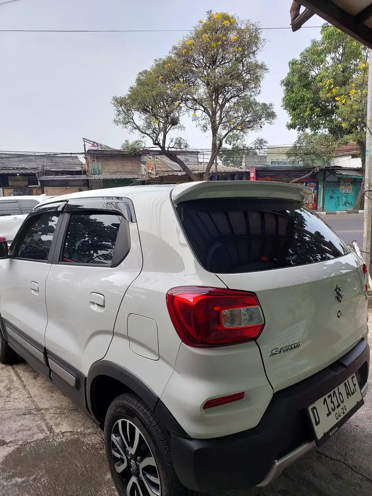 Suzuki S-Presso 2024 Bensin