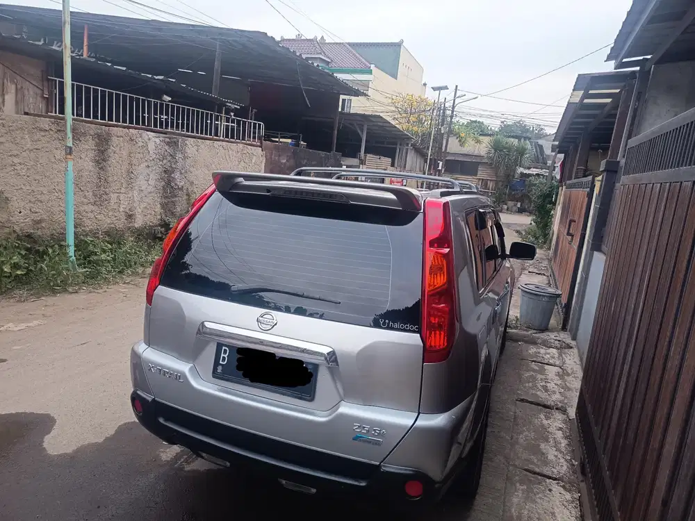 Nissan X-Trail 2011 Bensin