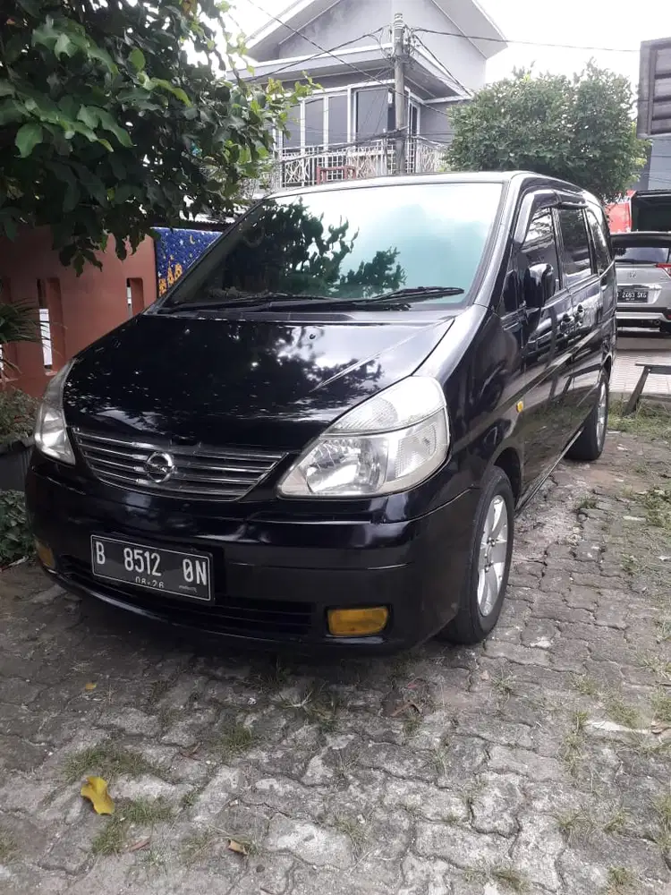 Nissan Serena 2004 Bensin