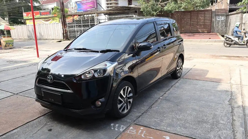 Toyota Sienta 2017 Bensin