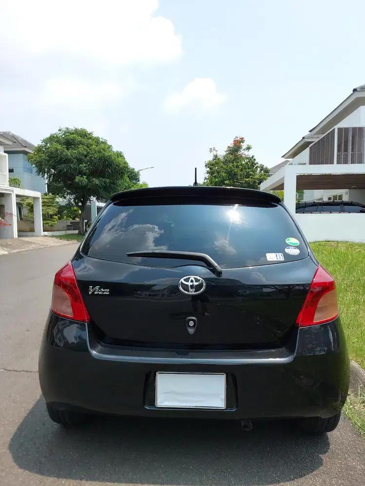 Toyota Yaris Vitz CBU Japan