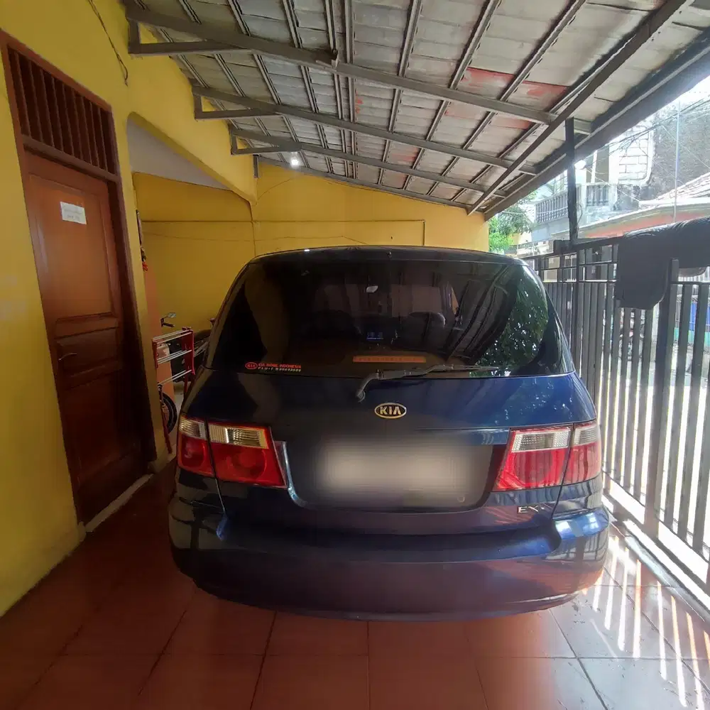 Kia Carens II 2003 Bensin