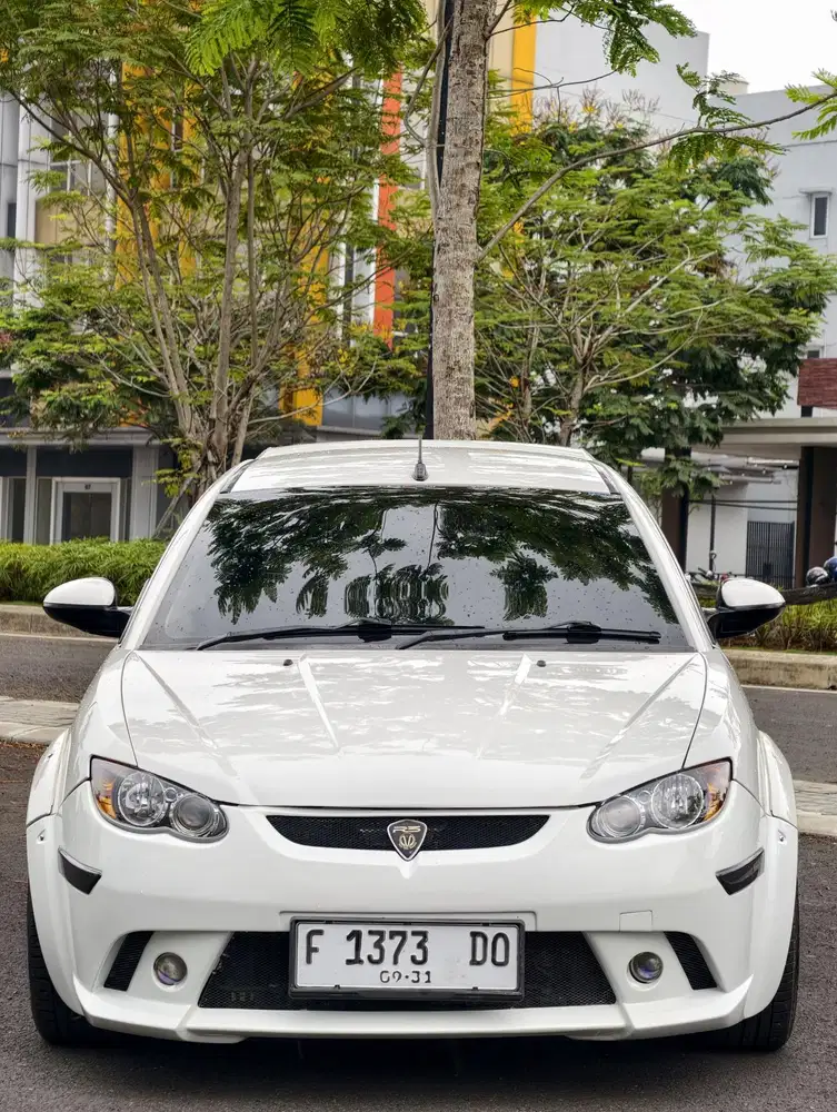 Proton Neo 2011 Bensin