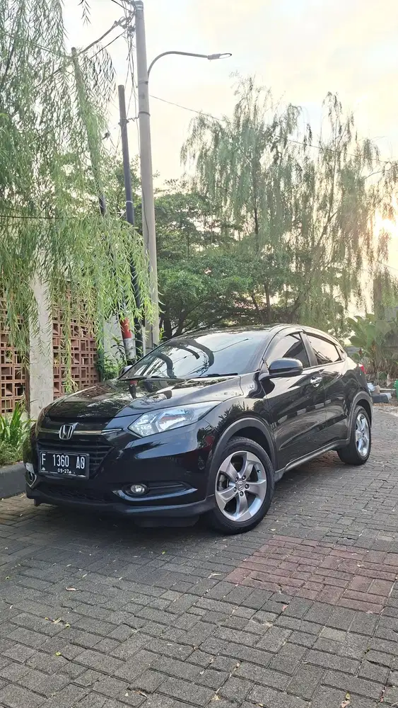 Honda HRV E CVT 2017 tgn 1 Bogor