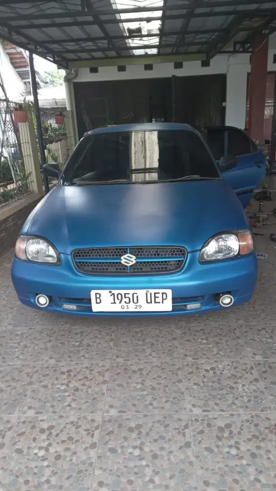 Suzuki Baleno 2000 Bensin