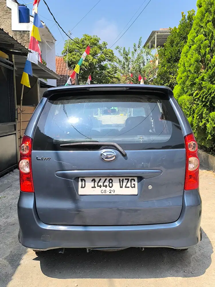 Daihatsu Xenia 2009 Bensin