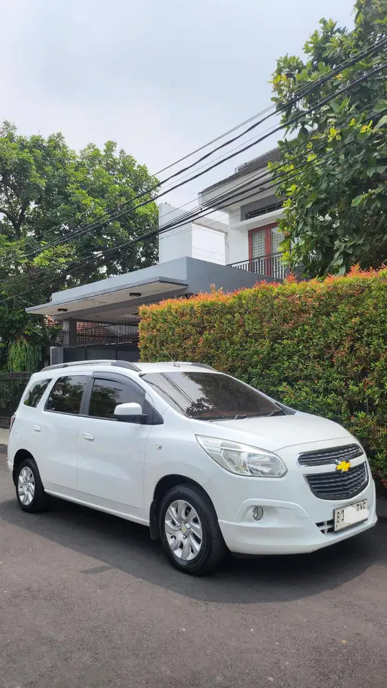 Chevrolet Spin 2014 Bensin