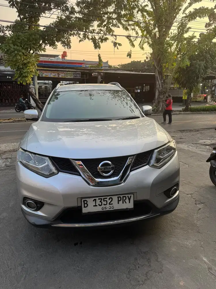 Nissan X-Trail 2015 Bensin