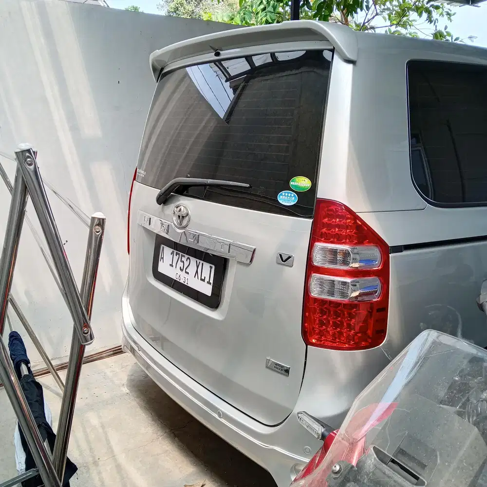 Toyota Nav1 2013 Bensin