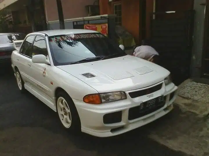 Mitsubishi Lancer 1994