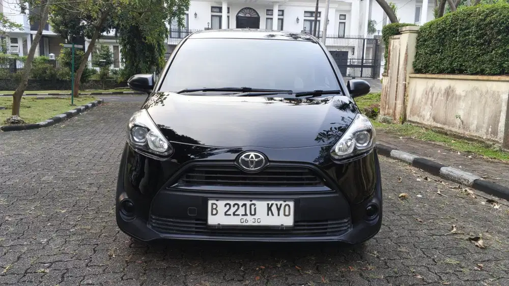 Toyota Sienta 2017 Bensin