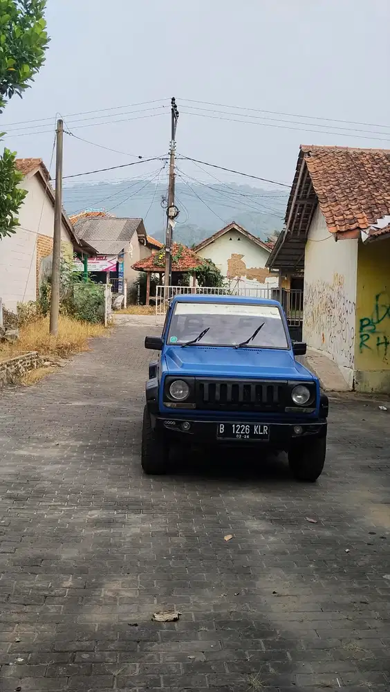 Daihatsu Feroza 1994 Bensin